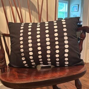 Polka Dot Throw Pillow! Great condition!